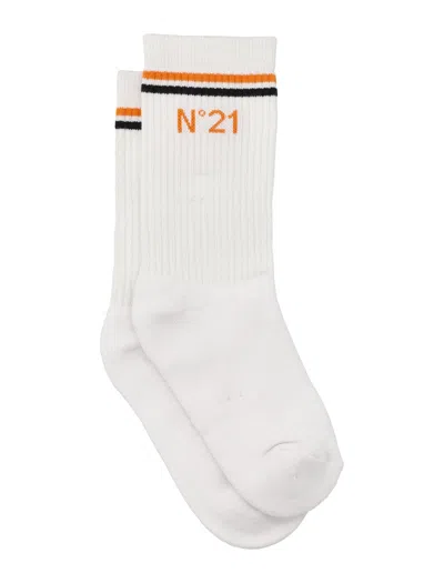 N°21 Sporty Striped Ribbed Cotton Socks With Embroidered Logo In Bianco