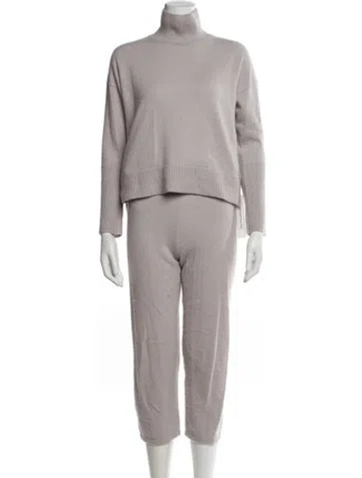 Pre-owned Naadam Cashmere Pant Set In Grey