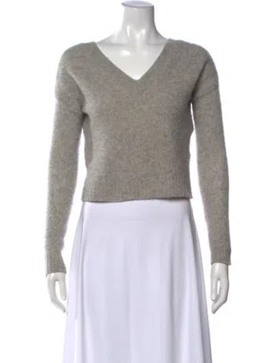 Pre-owned Naadam Cashmere V-neck Sweater In Gray