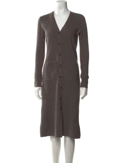 Pre-owned Naadam Cashmere V-neck Sweater In Neutral