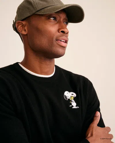 Naadam Men's Peanuts Hug Sweater In Black