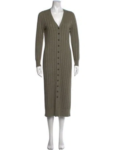 Pre-owned Naadam Silk V-neck Sweater In Green
