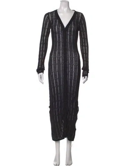 Pre-owned Naadam V-neck Sweater In Black