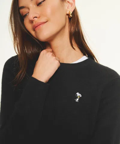 Naadam Women's Peanuts Holiday Hug Cashmere Sweater In Gray