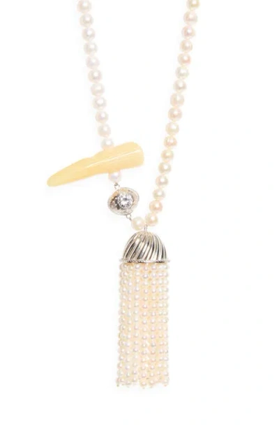 Nackiyé Nackiyè Petite Rengin Short Freshwater Pearl Tassel Pendant Necklace In Neutral