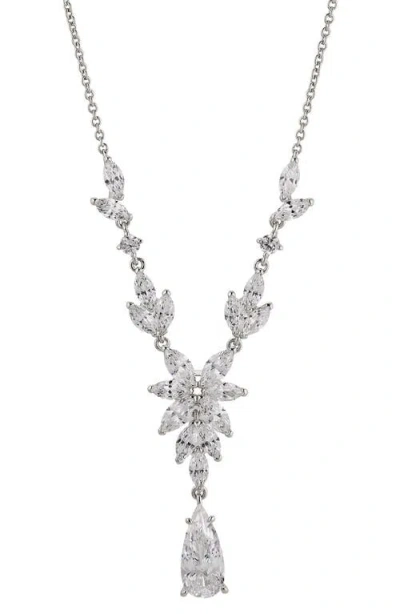 Nadri Midsommer Flower Pendant Necklace In Gold