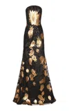 Naeem Khan Moda Operandi In Black