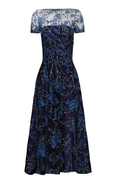 Naeem Khan Moda Operandi In Blue