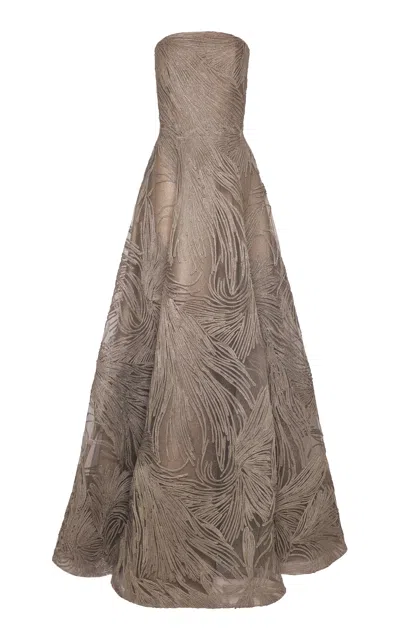 Naeem Khan Moda Operandi In Brown