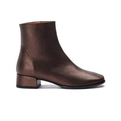 Naguisa Women's Bieldo Brown Metal