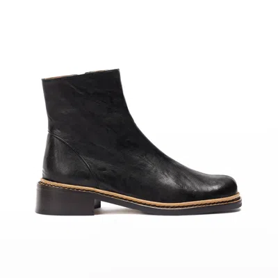 Naguisa Women's Bina Black Low Ankle Boot