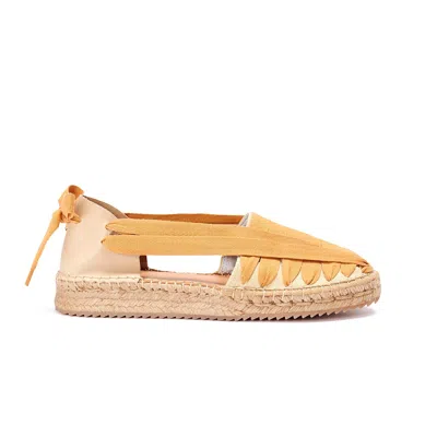 Naguisa Women's Yellow / Orange  Espadrilles-soc Trail Mustard