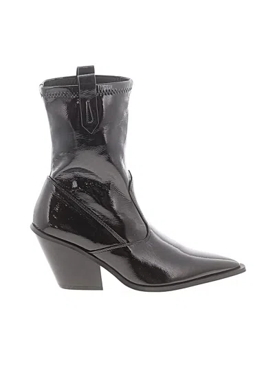 Pre-owned Na-kd Boots In Black