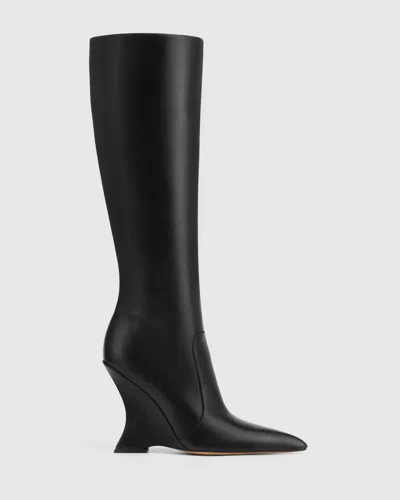 Naked Wolfe Las Vegas Black Leather