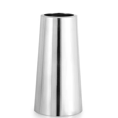Nambe Plaza Vase In Silver
