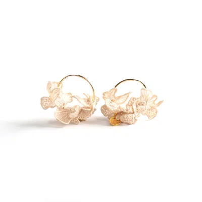 Nana Watanabe Women's White Swell Embroidery Earrings - Ivory