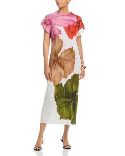 Nancy Yang Pleated Leaf Print Dress In White