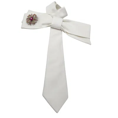 Nandanie Women's Neutrals White Grace Bowtie-brooch Edition - Blush Petal Bloom