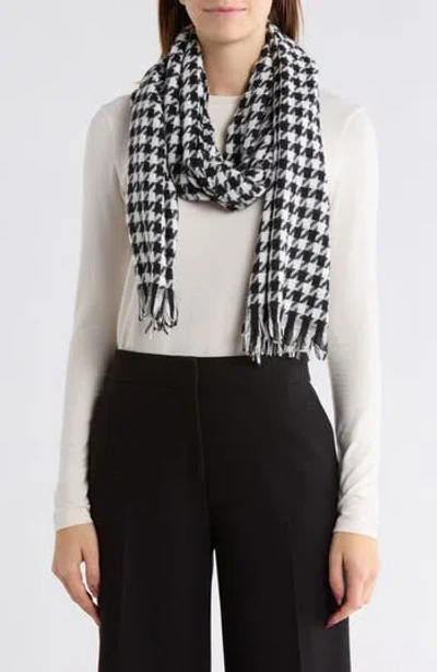 Nanette Lepore Houndstooth Woven Scarf In Black