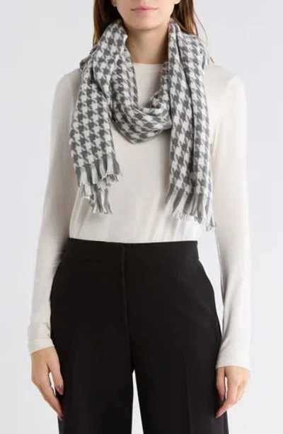 Nanette Lepore Houndstooth Woven Scarf In Gray