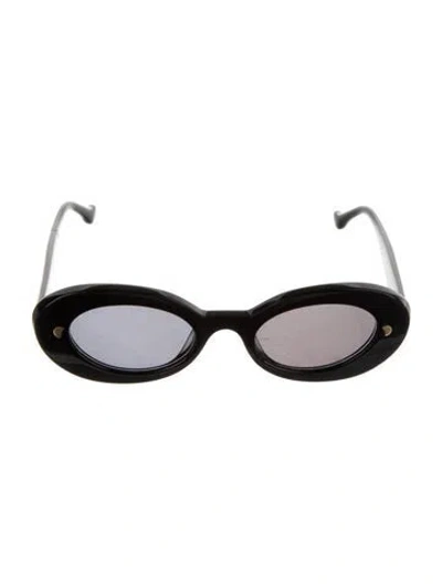 Pre-owned Nanushka Cat-eye Tinted Sunglasses In Black
