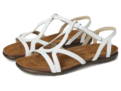 Naot Dorith In White