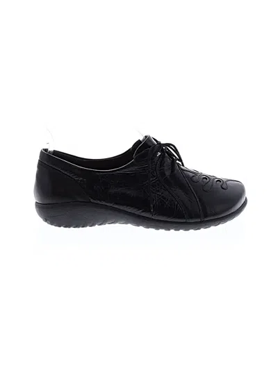Pre-owned Naot Flats In Black
