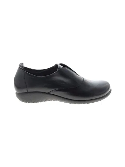 Pre-owned Naot Flats In Black