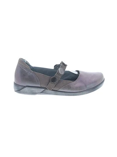 Pre-owned Naot Flats In Gray