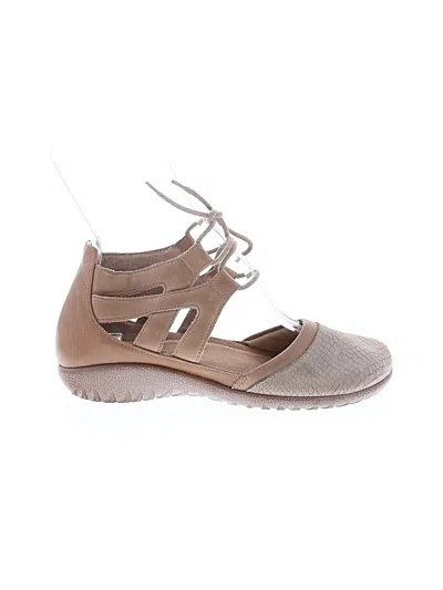 Pre-owned Naot Flats In Tan