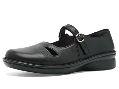 Naot Looper Women's Flat Shoes Black Water Resistant Leather: Eu 38 (us Women's 7) M