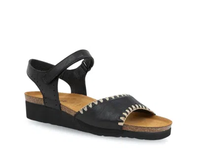 Naot Luna Wedge Sandal In Black