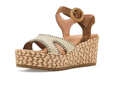 Naot Majorca In Brown