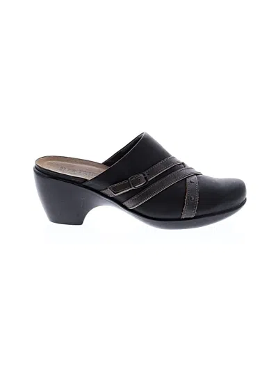 Pre-owned Naot Mule/clog In Black