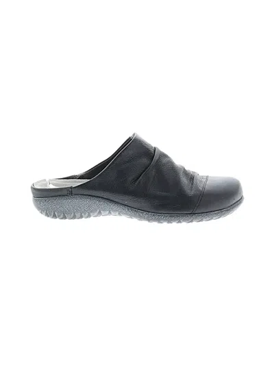 Pre-owned Naot Mule/clog In Black