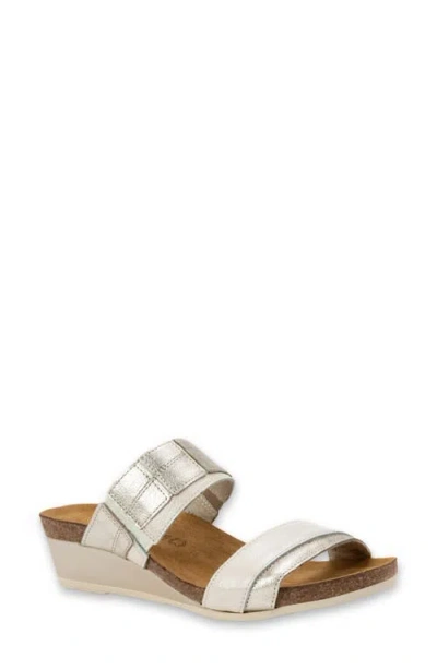 Naot Royalty Slide Sandal In Radiant Gold/ivory Crinkle