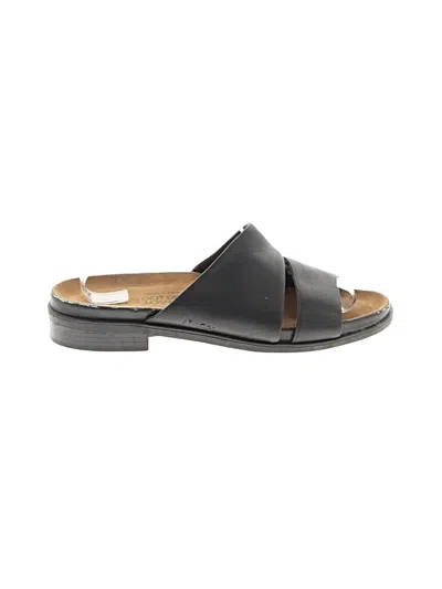 Pre-owned Naot Sandals In Black