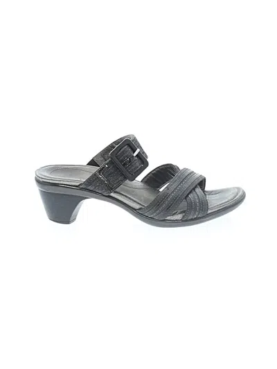 Pre-owned Naot Sandals In Gray