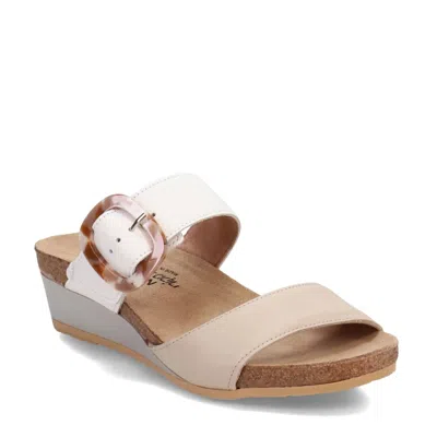 Naot Women's Kingdom Sandal In White/beige