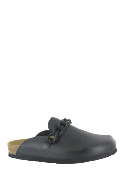 NAOT WOMEN'S MEMPHIS CLOG IN SOFT BLACK