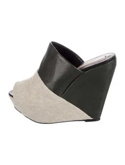 Pre-owned Narciso Rodriguez Leather Leather Trim Embellishment Mules In Multicolor