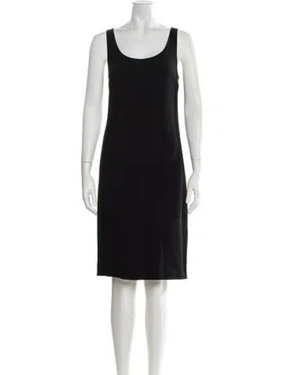Pre-owned Narciso Rodriguez Scoop Neck Knee-length Dress In Black