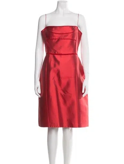 Pre-owned Narciso Rodriguez Silk Knee-length Dress In Red