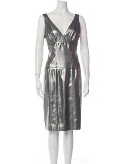 Pre-owned Narciso Rodriguez Silk Knee-length Dress In Silver