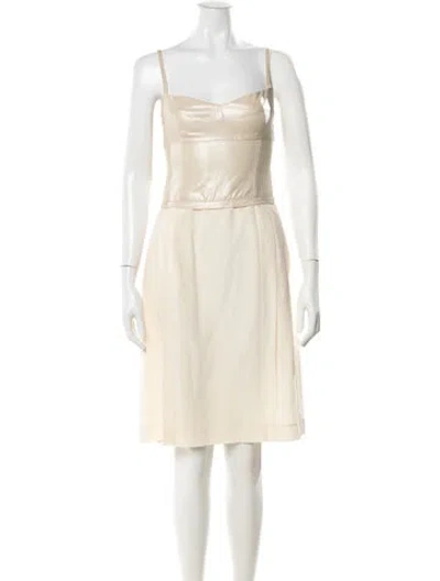 Pre-owned Narciso Rodriguez Silk Knee-length Dress In Yellow