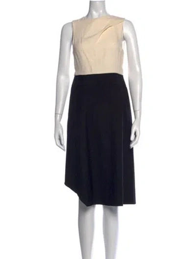 Pre-owned Narciso Rodriguez Virgin Wool Midi Length Dress In Black