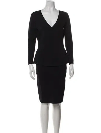 Pre-owned Narciso Rodriguez V-neck Knee-length Dress In Black