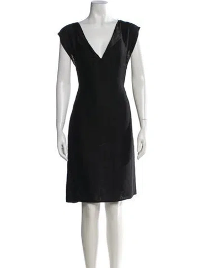 Pre-owned Narciso Rodriguez V-neck Knee-length Dress In Black