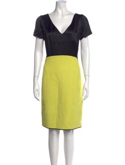Pre-owned Narciso Rodriguez Wool Knee-length Dress In Multi