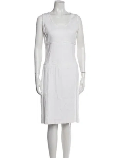 Pre-owned Narciso Rodriguez Wool Knee-length Dress In White